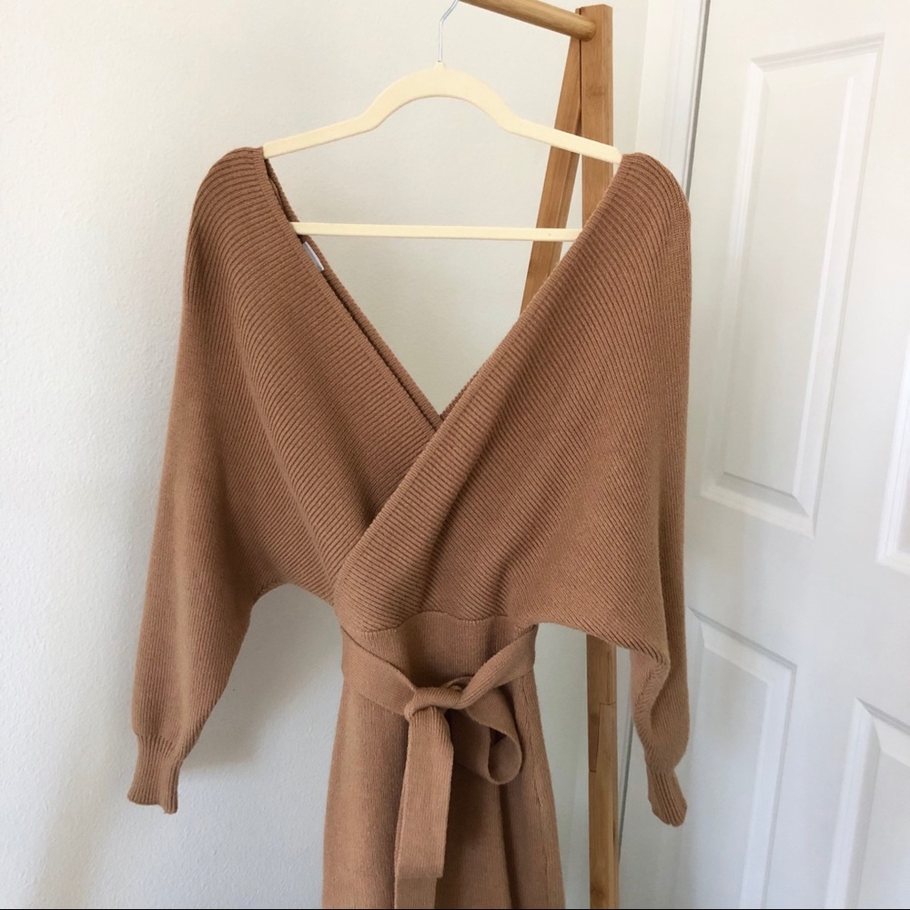 Selfie Leslie Beige Cameo Batwing Knit Midi Dress - Picture 5 of 7